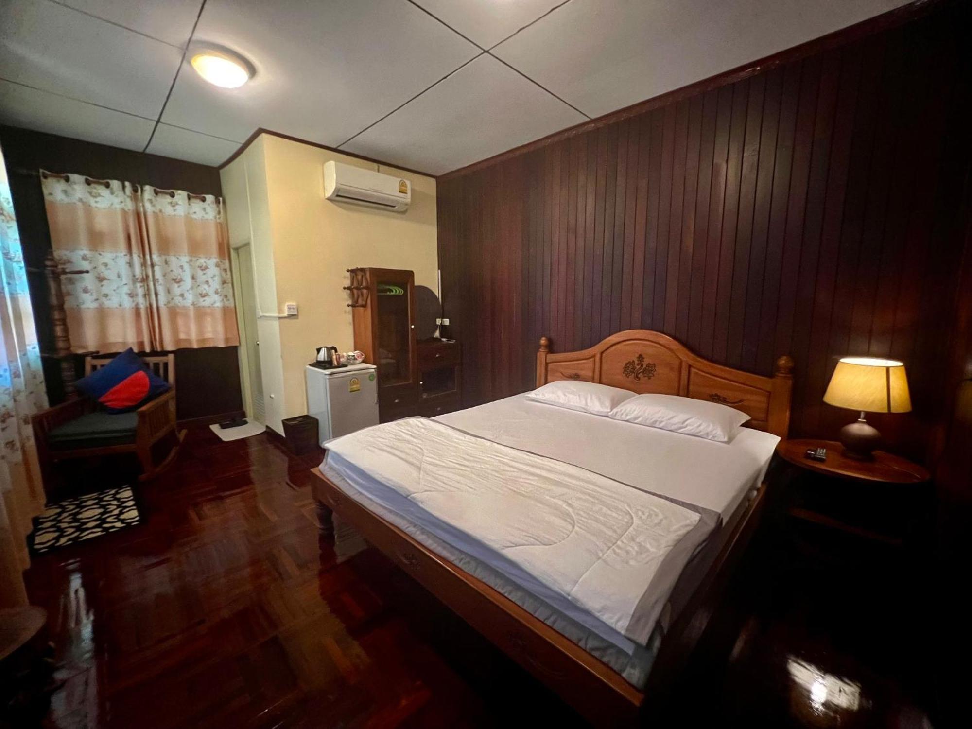 Apartamento Ban Heng Phra Nakhon Si Ayutthaya Exterior foto